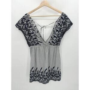 Two‎ by Vince Camuto Dress Women MEDIUM Blue Embroidered Cap Sleeve V-Neck Mini